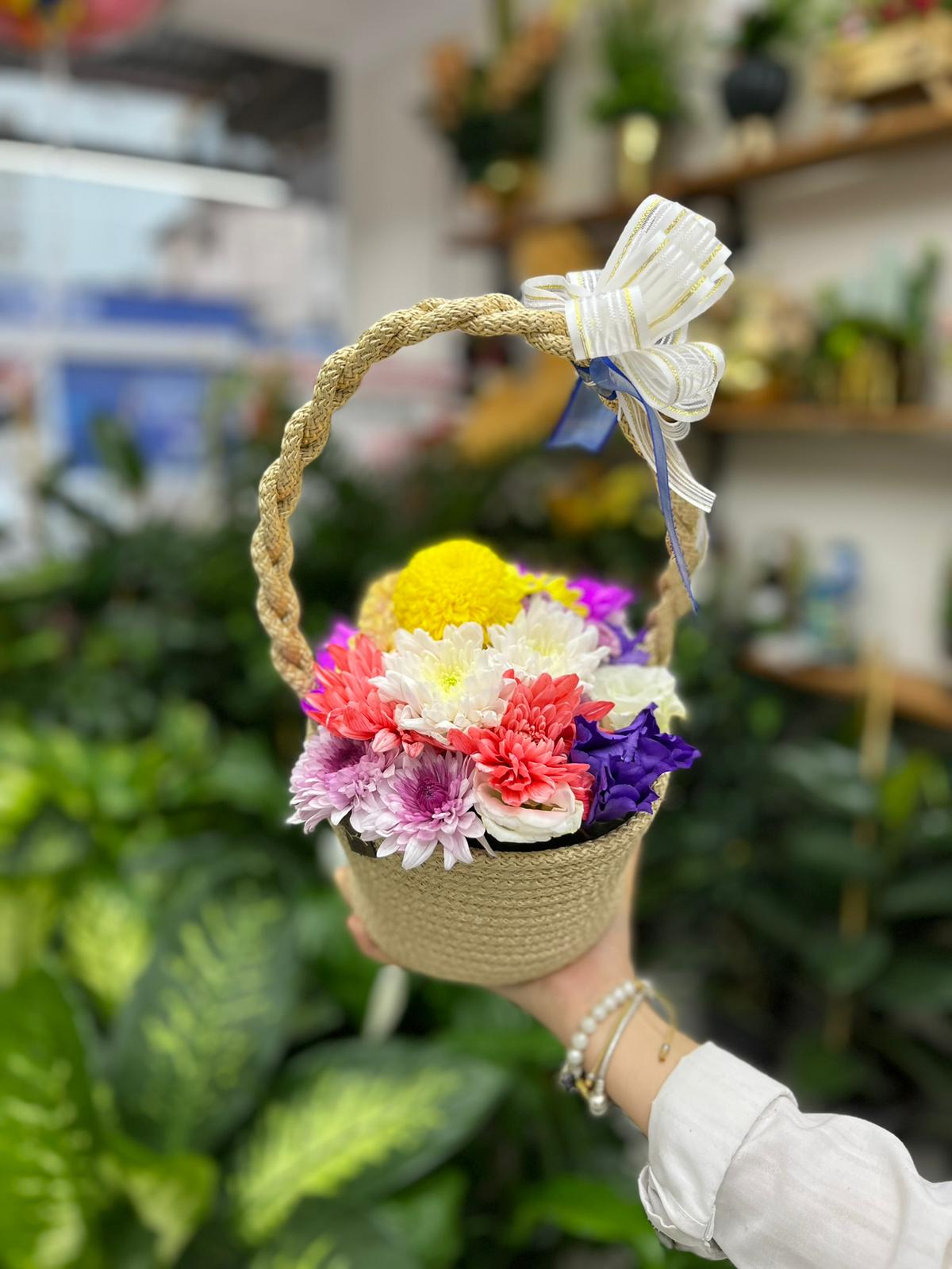 Sepette Karışık Çiçekler