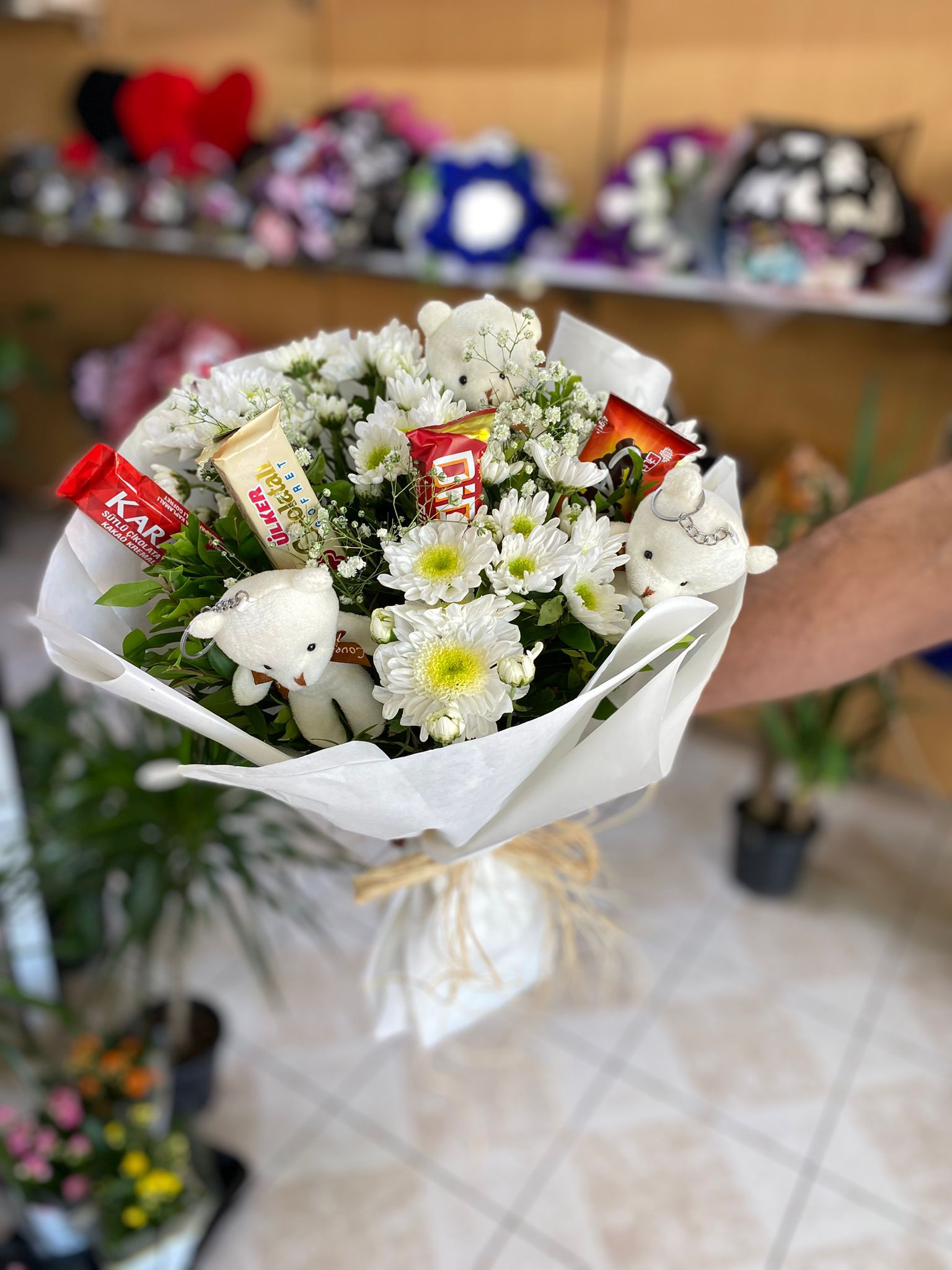 Çikolata ve Papatya Buketi