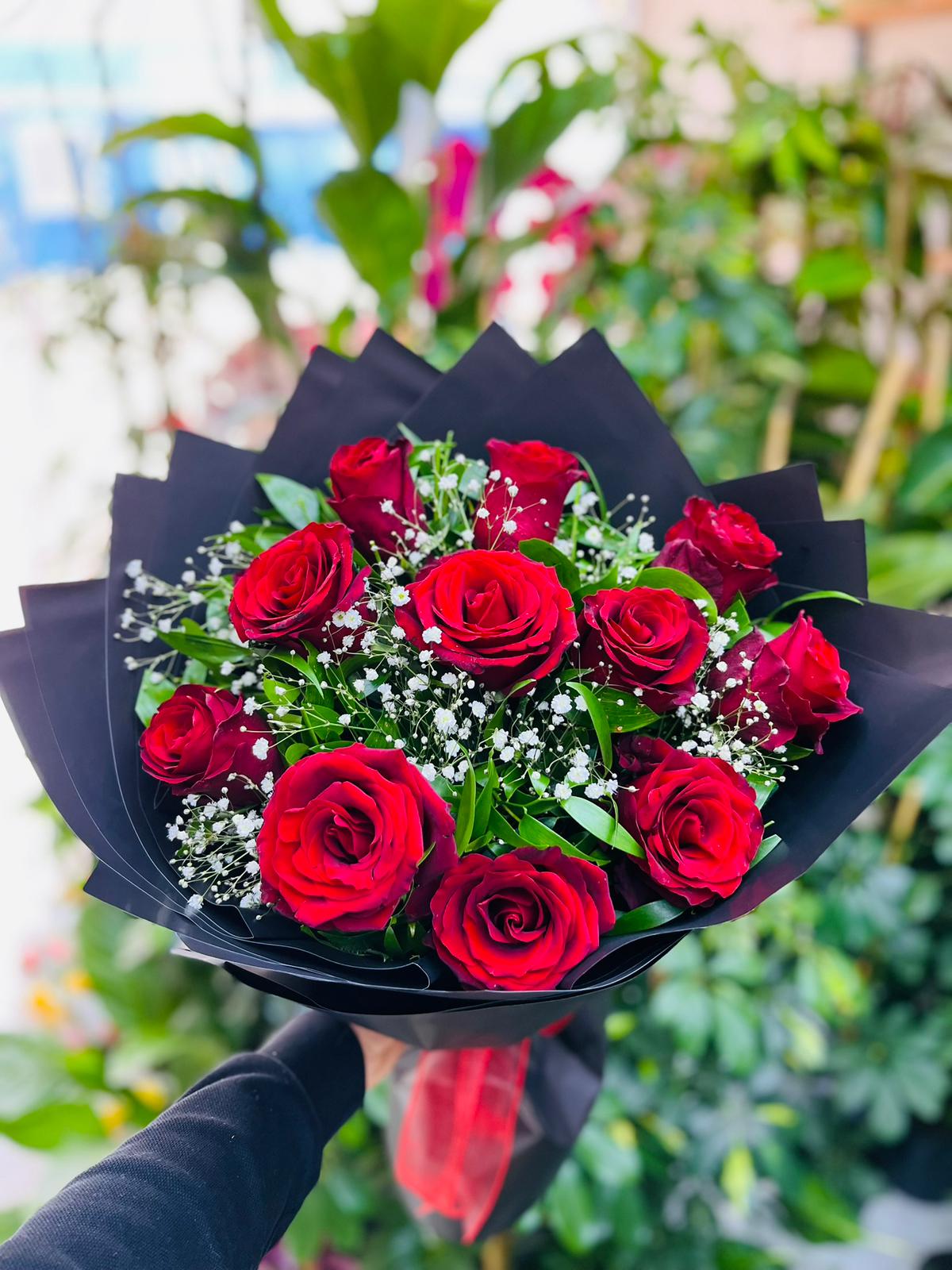 11 Kırmızı gül buketi