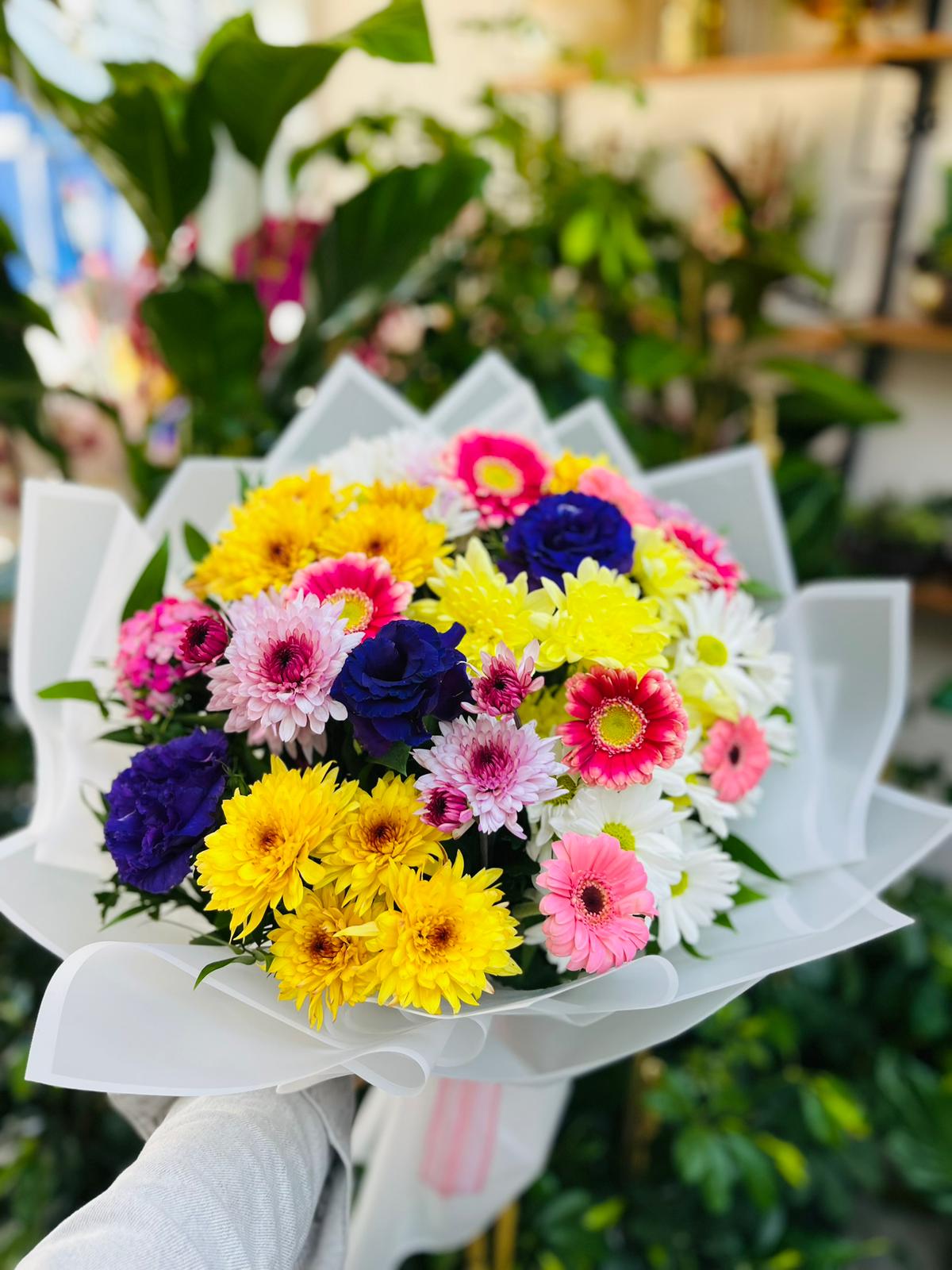 karışık papatya ve gerbera buket